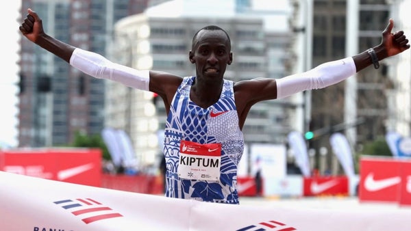 Kiptum arrebata a Kipchoge el récord del mundo en el Maratón de Chicago