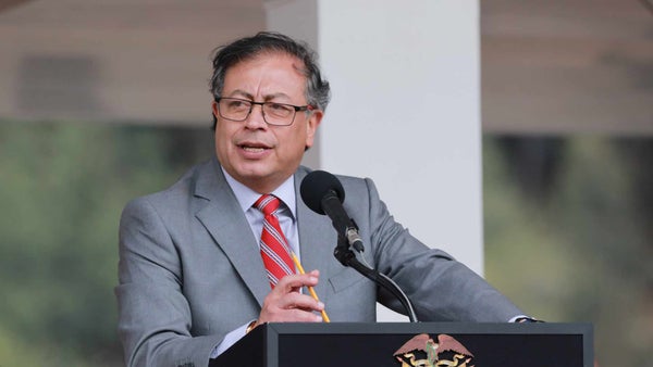 Petro asistirá a cumbre de líderes convocada por Biden