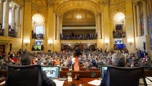 El año que se viene para el Presidente Petro: Desafíos en diferentes aspectos con Colombia