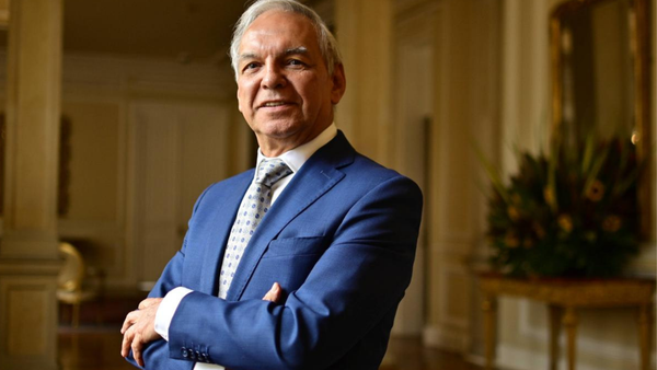 El Gobierno de Colombia vaticina una subida del 10,5% del salario mínimo en el arranque de las negociaciones