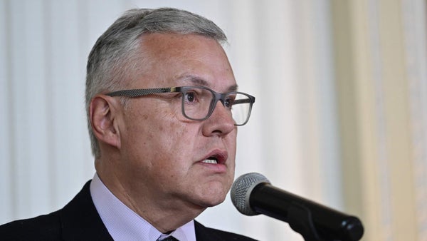 MinJusticia confirmó la repatriación de los primeros 13 presos provenientes de Ecuador MinJusticia confirmó la repatriación de los primeros 13 presos provenientes de Ecuador