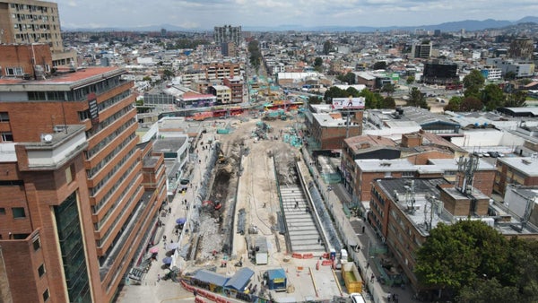 Galán llama a la calma y ofrece detalles sobre el avance del metro de Bogotá Galán llama a la calma y ofrece detalles sobre el avance del metro de Bogotá