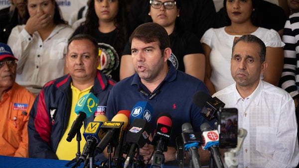 Cierra la campaña para las primarias en Venezuela con un candidato que pide posponerlas Cierra la campaña para las primarias en Venezuela con un candidato que pide posponerlas