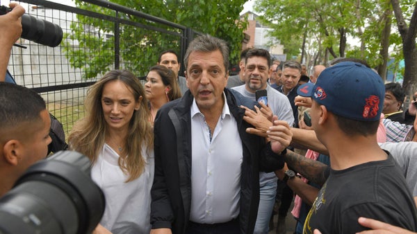 Sergio Massa felicita a Javier Milei por los resultados