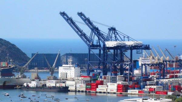 La mujer como eje fundamental para el desarrollo sostenible del sector portuario