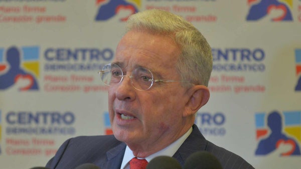 "Fracasarán al intentar probar lo que no sucedió": Álvaro Uribe