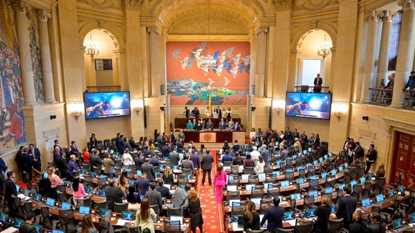 El Secretario del Senado confirma que el presupuesto de 2025 no recibió aprobación El Secretario del Senado confirma que el presupuesto de 2025 no recibió aprobación