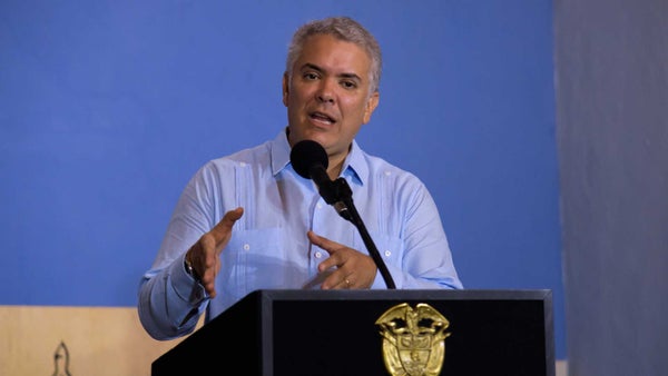 “Asesinó, secuestró y nunca pidió perdón”: Iván Duque critica al gobierno por pasado del M-19