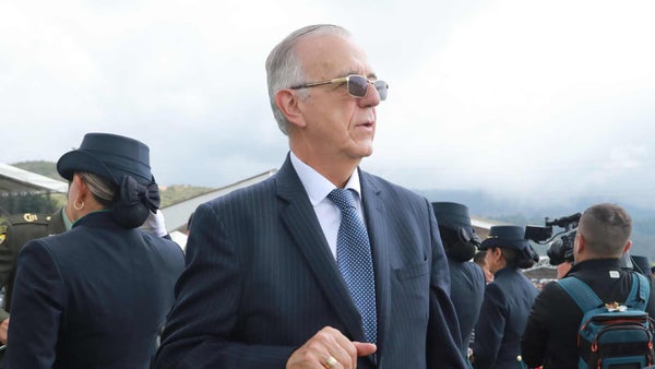 Gobierno responsabiliza a disidencia de las FARC de masacre en el Cauca