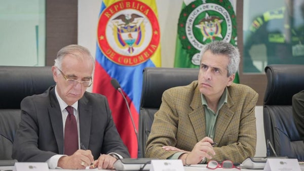 Más que una guerra de egos, lo que el país necesita es que todos cumplamos nuestras tareas: Ministro Velasco