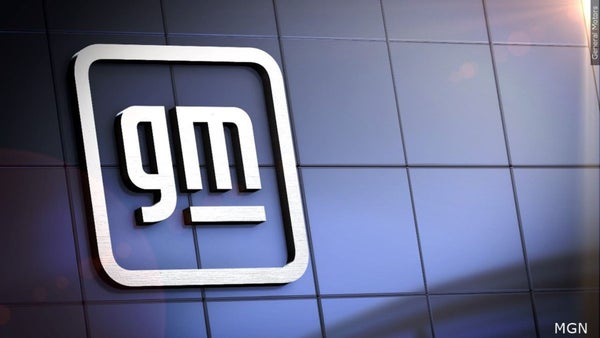 General Motors se suma a Ford y Stellantis y llega a un preacuerdo para desconvocar la huelga en EE.UU.