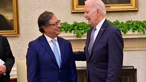 Petro le dice a Biden cómo actuar para detener el "genocidio" en Gaza
