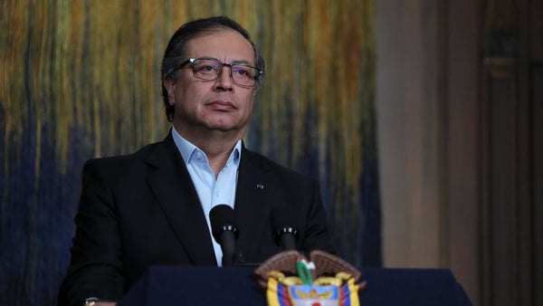 Presidente Petro pronostica recortes en colegios y hospitales por fallo sobre regalías