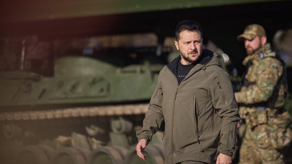 Zelenski pide a los líderes de la UE cumplir su palabra y abrir negociaciones de adhesión con Ucrania