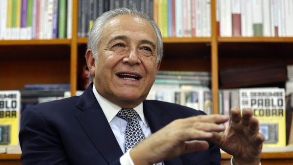 Óscar Naranjo: Hay que corregir "arrogancia" de guerrillas colombianas que negocian la paz Óscar Naranjo: Hay que corregir "arrogancia" de guerrillas colombianas que negocian la paz