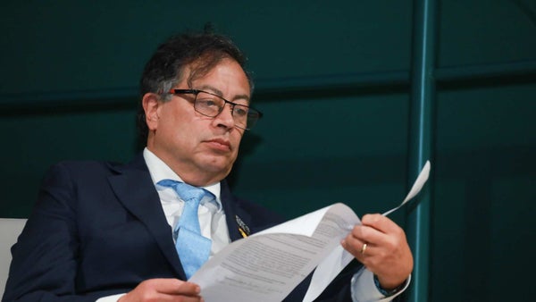 ¿Petro frenó obras regionales por sesgo político?