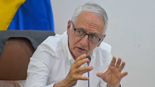 "Que los empresarios paguen": la propuesta de MinSalud, Guillermo Jaramillo