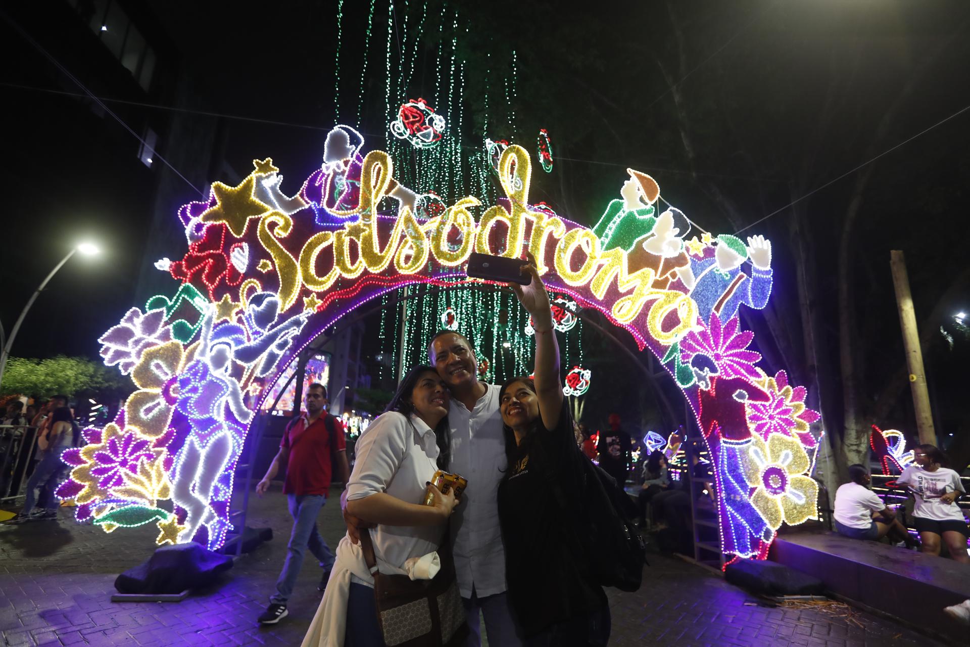 Alumbrado navideño en Cali