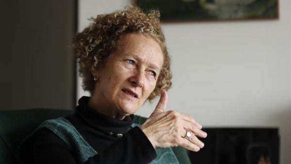 Petro nombra a la exguerrillera del M-19 Vera Grabe como nueva jefa negociadora con el ELN Petro nombra a la exguerrillera del M-19 Vera Grabe como nueva jefa negociadora con el ELN