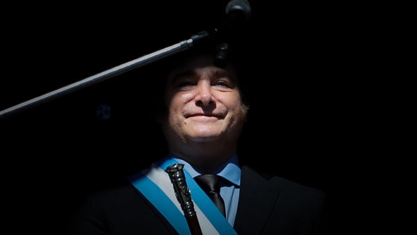 El Gobierno de Milei hará "lo imposible" en un corto plazo por "evitar la hiperinflación"