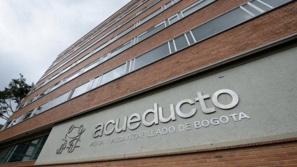 Acueducto advierte posible coloración del agua en el norte y occidente de Bogotá