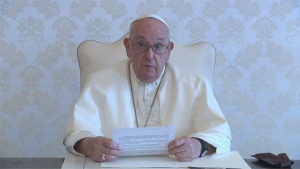 🎥 VIDEO: El papa Francisco condena la gestación subrogada y pide su prohibición universal
