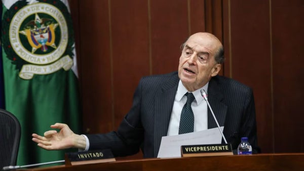 ”Al presidente se le respeta”: Alvaro Leyva responde a Santos por carta que envió a la ONU