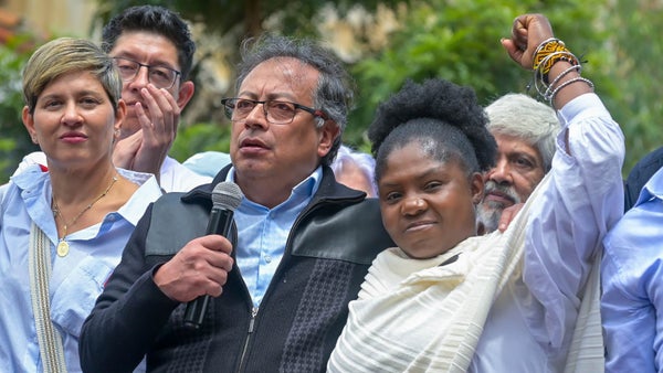 Presidente Petro aplaza su viaje al Pacífico