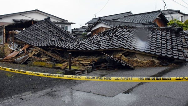 En imágenes: fuerte terremoto golpea Japón y desencadena una advertencia de tsunami