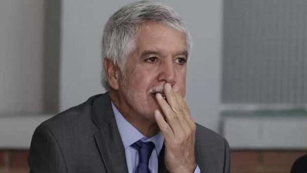 Descontento de Peñalosa: Petro asigna $1,2 billones para jóvenes sin invertir en deporte