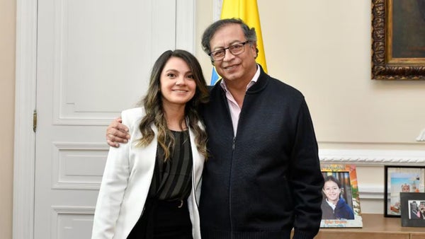 Jefa de prensa de Petro y un vídeo que ataca a los medios