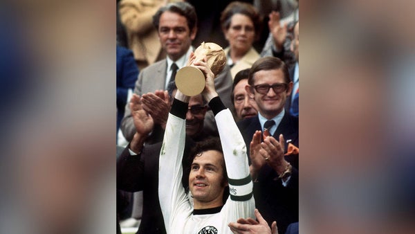 En imágenes: momentos inolvidables de Franz Beckenbauer, el Káiser del fútbol