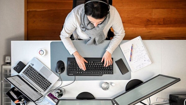 Reducción de la jornada laboral en Colombia: ¿Balance entre vida personal y productividad empresarial? Reducción de la jornada laboral en Colombia: ¿Balance entre vida personal y productividad empresarial?