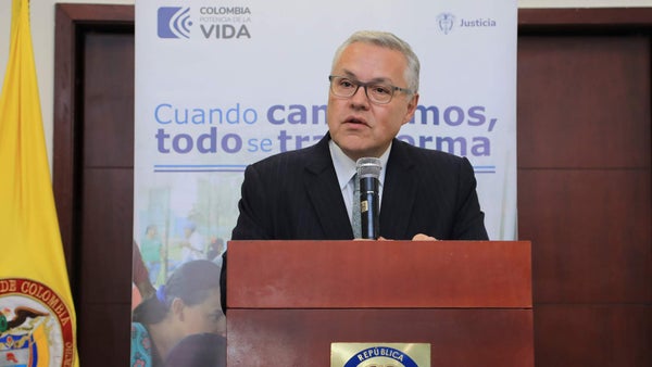 Ministro de Justicia desmiente rumores sobre decreto de emergencia para constituyente