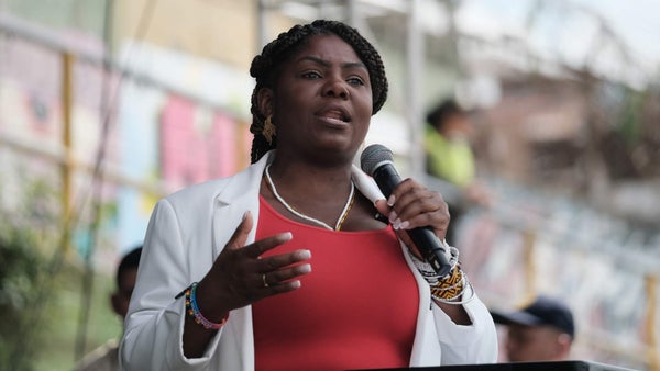 Francia Márquez habría apoyado resolución que permite pesca de tiburones