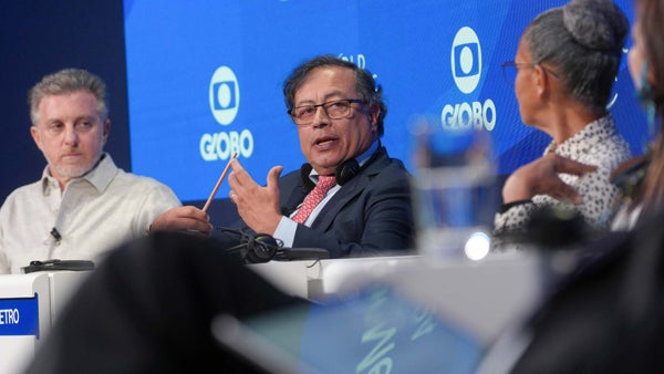 Petro propone un partido unificado para ganar las elecciones en 2026