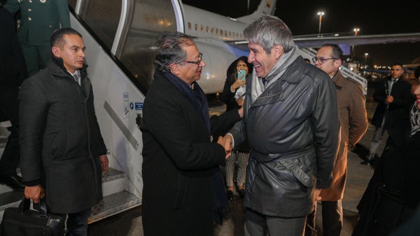 Presidente Petro llegó a Roma para el encuentro con el sumo pontífice