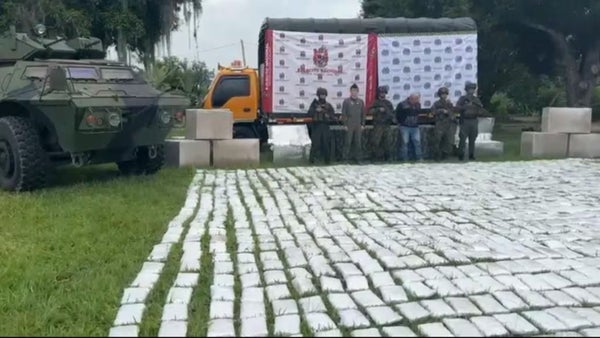 Las autoridades han incautado 176 toneladas de cocaína este año en Colombia