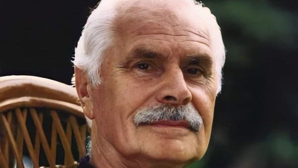 Muere Laurie Johnson, el compositor de la banda sonora de 'Los Vengadores'