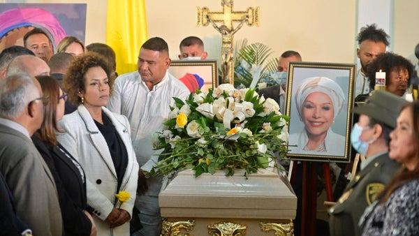 Rinden homenaje póstumo a Piedad Córdoba en el Congreso