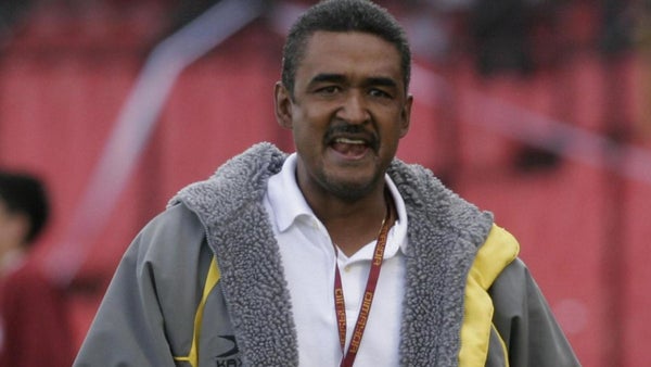 Falleció Victor Luna, gran exjugador de fútbol y director técnico campeón