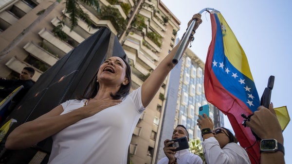 Cámara pospone decisión sobre acuerdo con Venezuela en solidaridad con María Corina Machado Cámara pospone decisión sobre acuerdo con Venezuela en solidaridad con María Corina Machado
