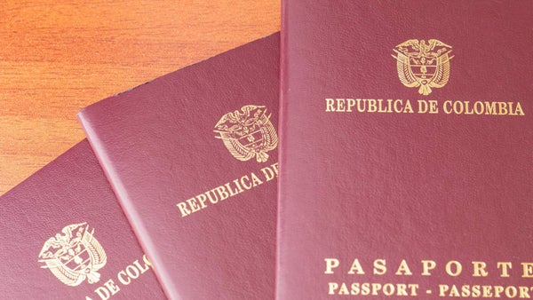 Cancillería reformula estrategia de producción de pasaportes: ¿Avance o retroceso?