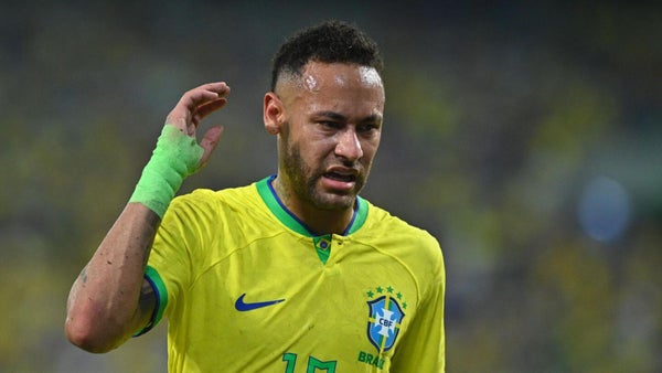 Neymar en líos por demanda de paternidad