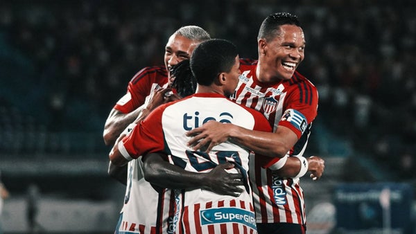 'Papá' vuelve a derrotar al DIM y lidera la Liga Betplay 'Papá' vuelve a derrotar al DIM y lidera la Liga Betplay