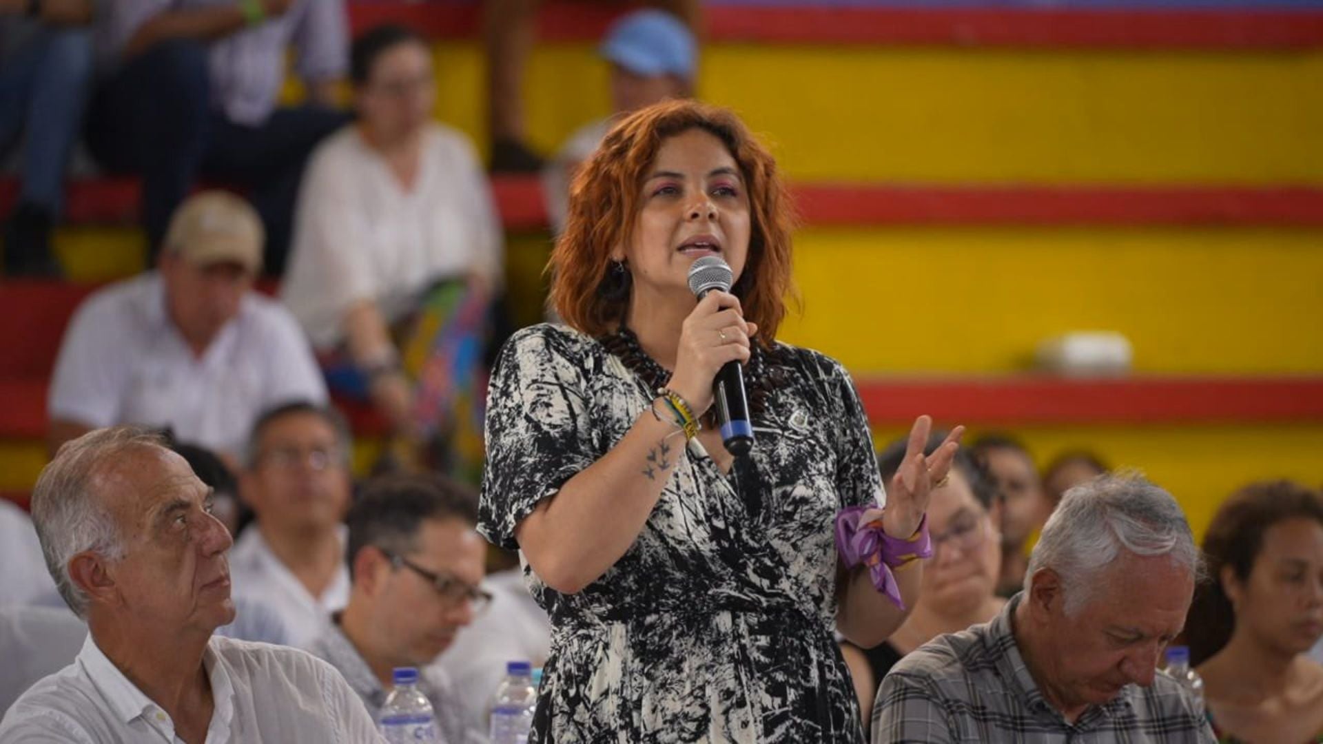 Jhenifer Mójica jhenifer Mojica// embajadora// FAO// Revista Alternativa// Noticias Caracol// Noticias RCN// RCN Radio// La FM// Blu Radio// W Radio// Caracol Radio// Red Más Noticias// Revista Semana// Infobae// La Silla Vacía// La Razón// Las 2 Orillas//