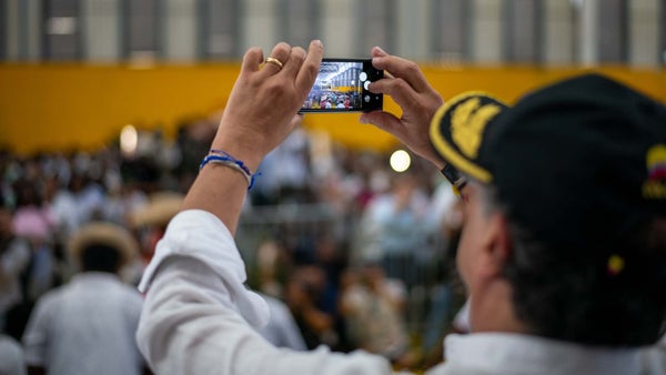 “Este gobierno no está contra Antioquia, porque está con el arriero agricultor y el industrial y su clase trabajadora”: Petro en X