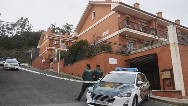 Conmoción en España: Dos hermanos, de 13 y 15 años, detenidos por la muerte de su madre