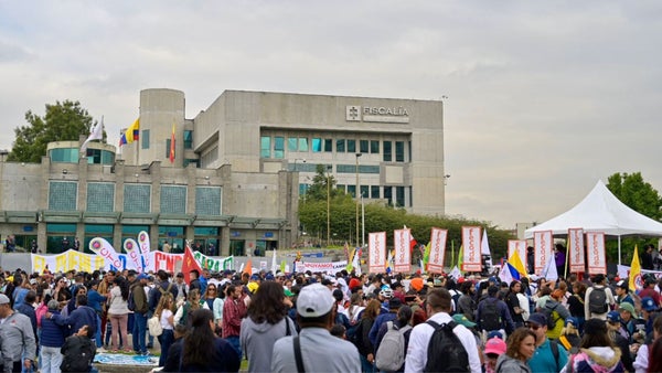 Marchas en Bogotá, cierres viales y avances en la movilidad