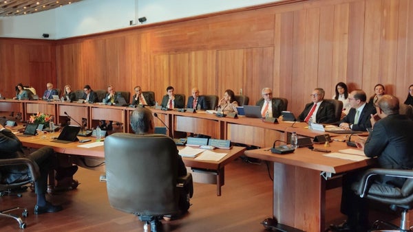 Se aplaza una vez más la elección de Fiscal General